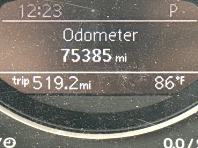 Used 2015 Volkswagen Beetle 1.8T FWD image 24