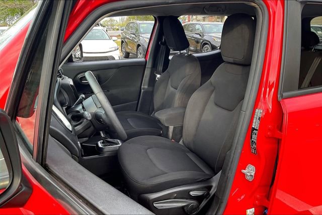 Used 2020 Jeep Renegade Sport FWD image 25