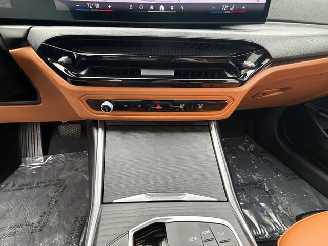 Certified 2025 BMW 330i xDrive Sedan AWD/4WD image 29