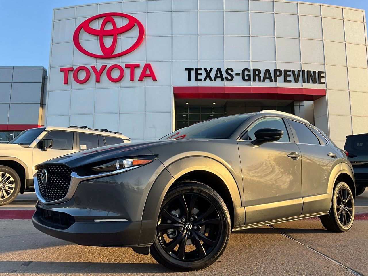 Used 2025 MAZDA CX-30 AWD 2.5 S w/ Preferred Package image 2