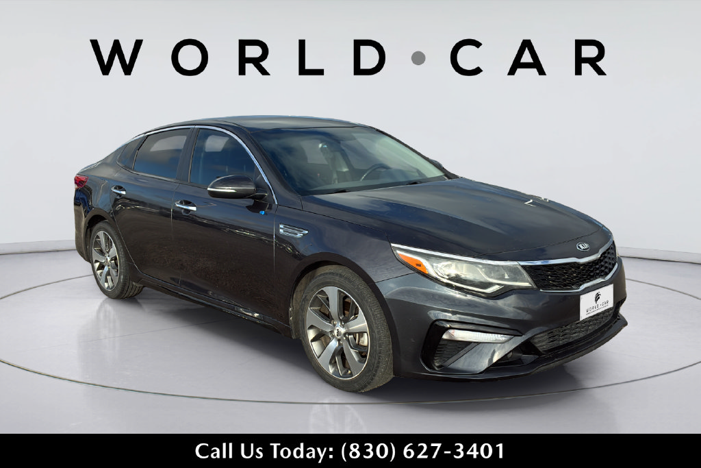 Used 2019 Kia Optima S FWD image 2