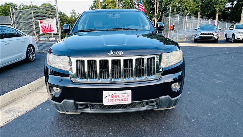 Used 2011 Jeep Grand Cherokee Laredo image 8
