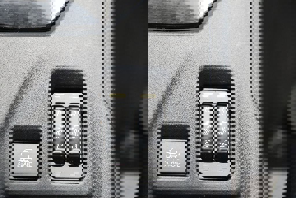 Used 2019 Subaru Crosstrek 2.0i Premium w/ Eyesight System AWD/4WD image 23