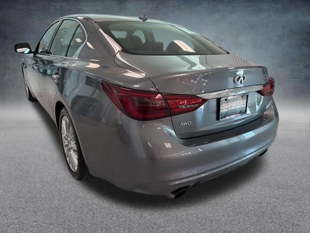 Used 2019 INFINITI Q50 Luxe w/ Essential Package (3.0T Luxe) image 9