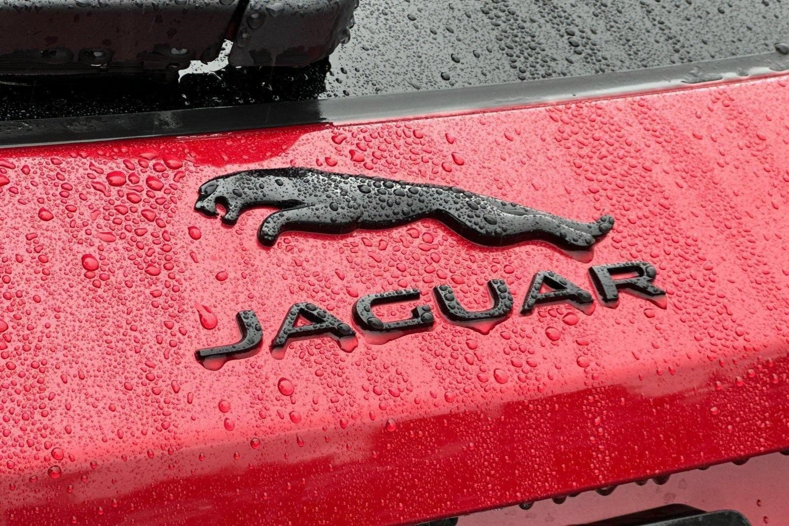 New 2024 Jaguar F-PACE R-Dynamic S AWD/4WD image 24