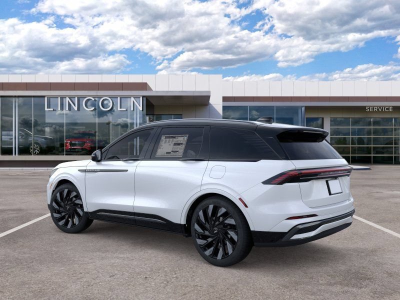 New 2026 Lincoln Nautilus Reserve w/ Jet Appearance Package AWD/4WD image 4