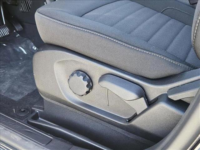 New 2024 Ford Edge SE image 4