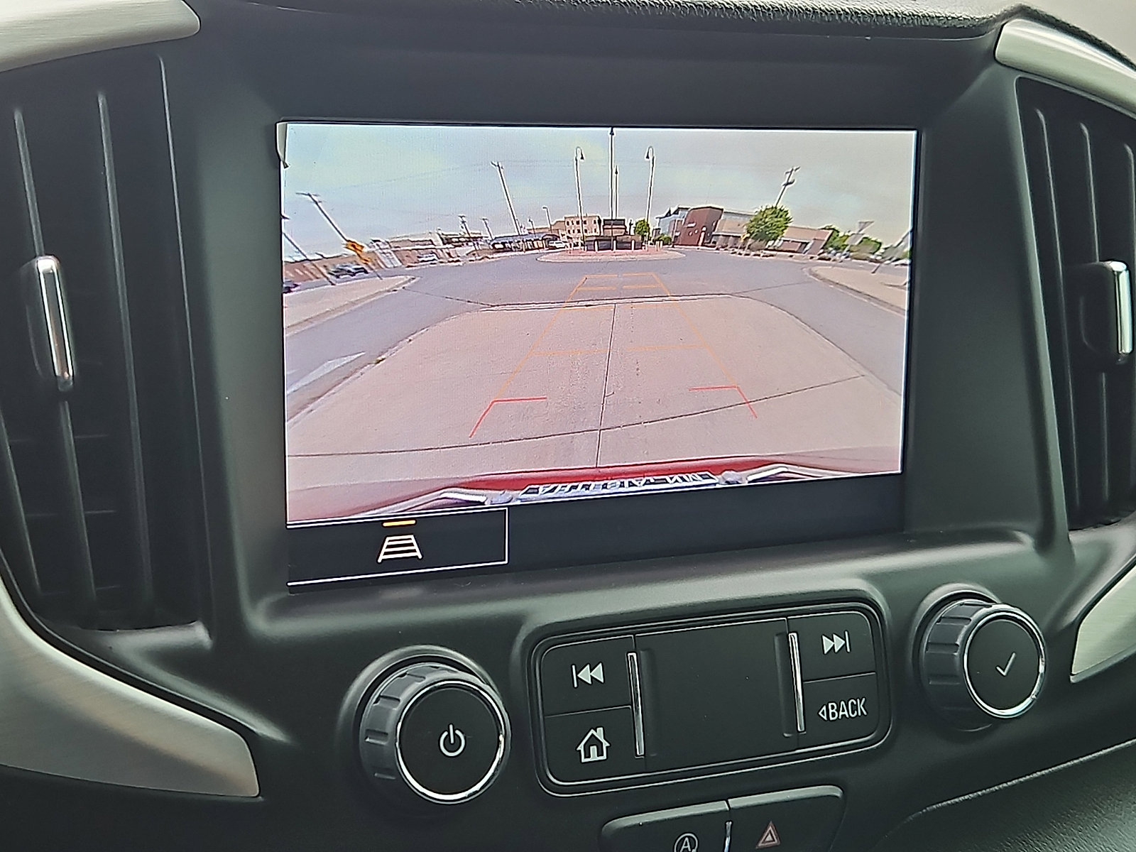 Used 2024 GMC Terrain SLT w/ Elevation Edition image 16