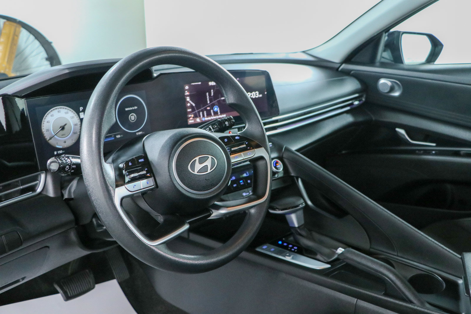 Used 2024 Hyundai Elantra SEL FWD image 22