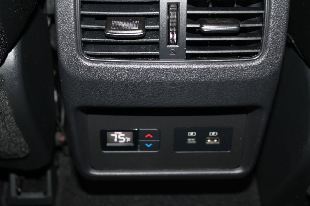 Used 2021 Nissan Rogue SL image 20