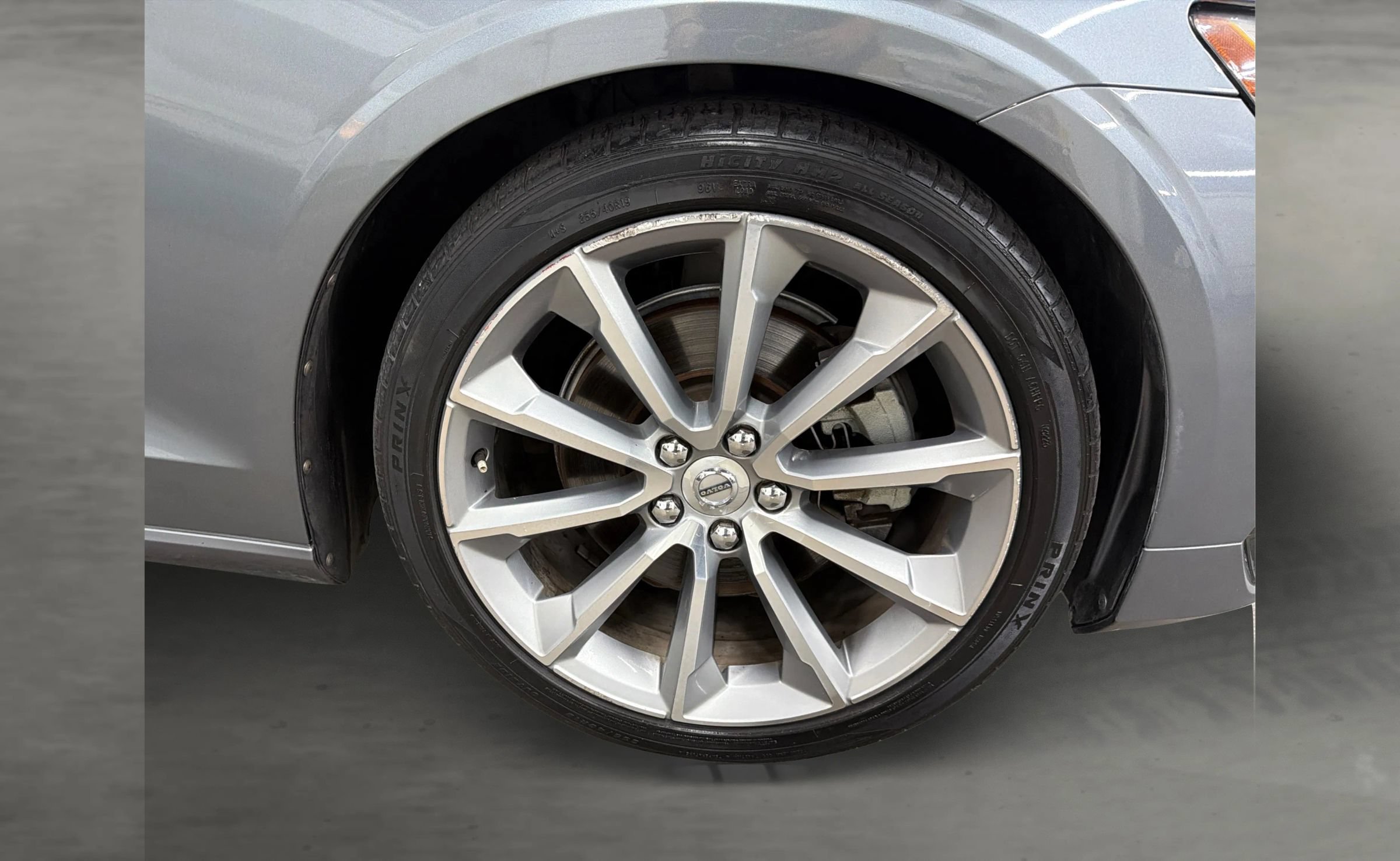 Used 2019 Volvo S60 T5 Momentum w/ Multimedia Package FWD image 44