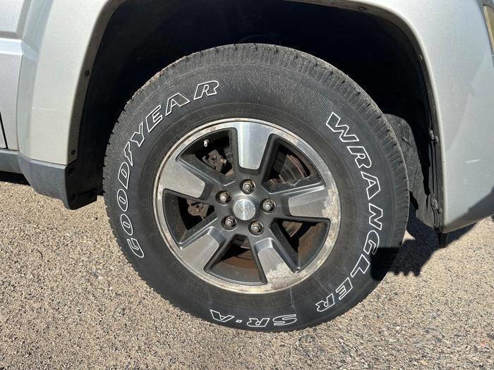 Used 2008 Jeep Liberty Sport w/ Popular Equipment Group AWD/4WD image 14