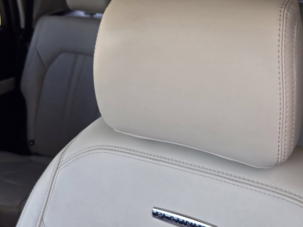Used 2021 Ford Expedition Max Platinum AWD/4WD image 16