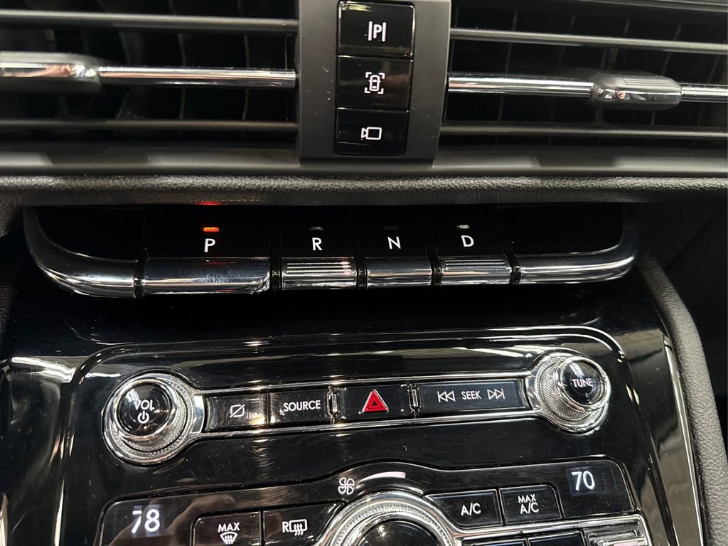 Used 2020 Lincoln Corsair Reserve w/ Equipment Group 202A image 30