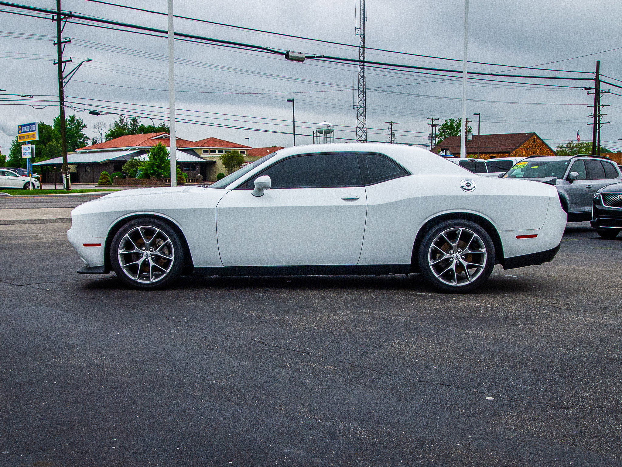 Used 2023 Dodge Challenger GT RWD image 4