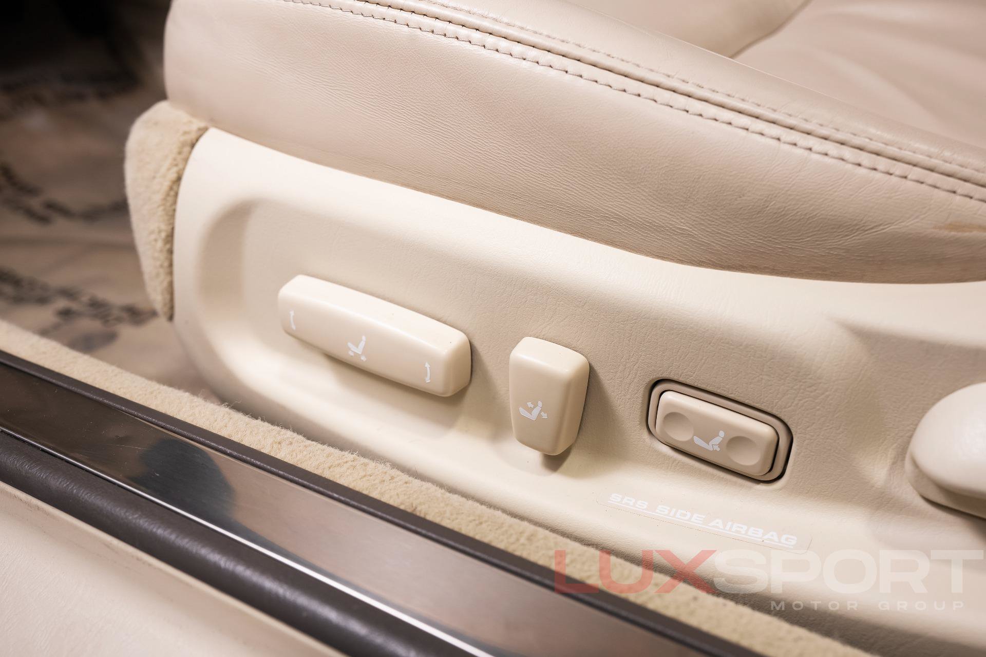 Used 2008 Lexus SC 430 Convertible RWD image 27