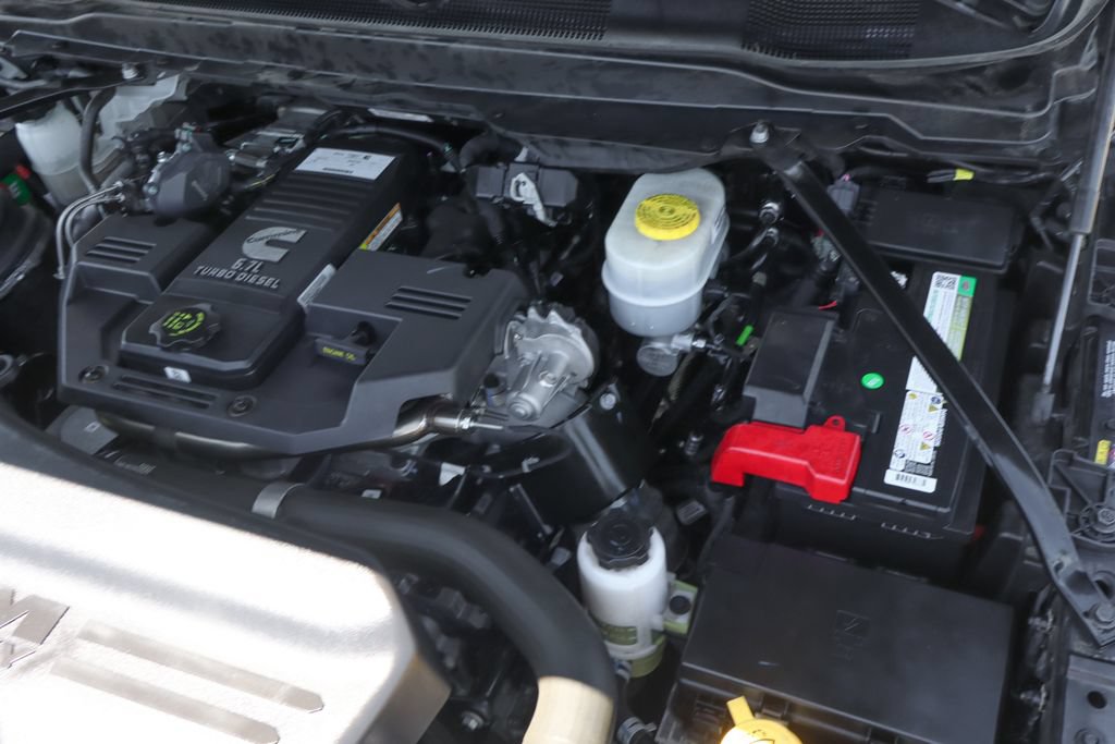 Used 2022 RAM 2500 Laramie AWD/4WD image 16