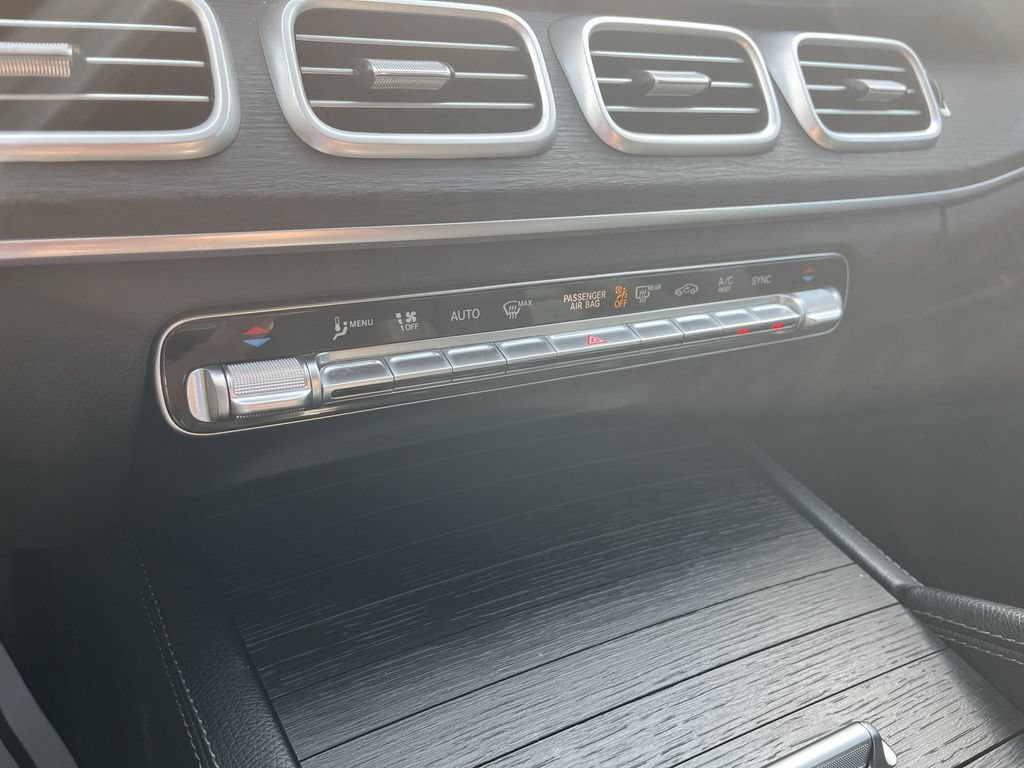 Used 2024 Mercedes-Benz GLE 350 4MATIC image 19