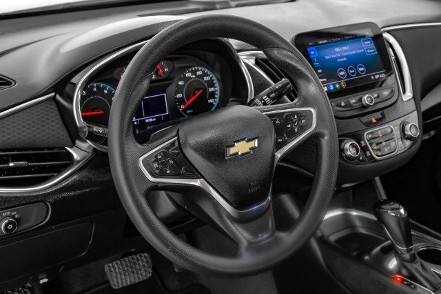 Used 2019 Chevrolet Malibu LT FWD image 14