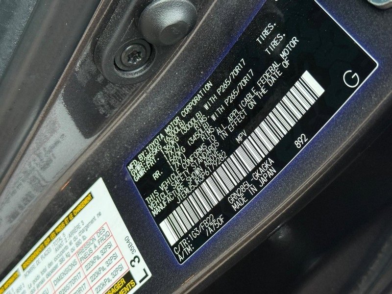 Used 2023 Toyota 4Runner SR5 image 31