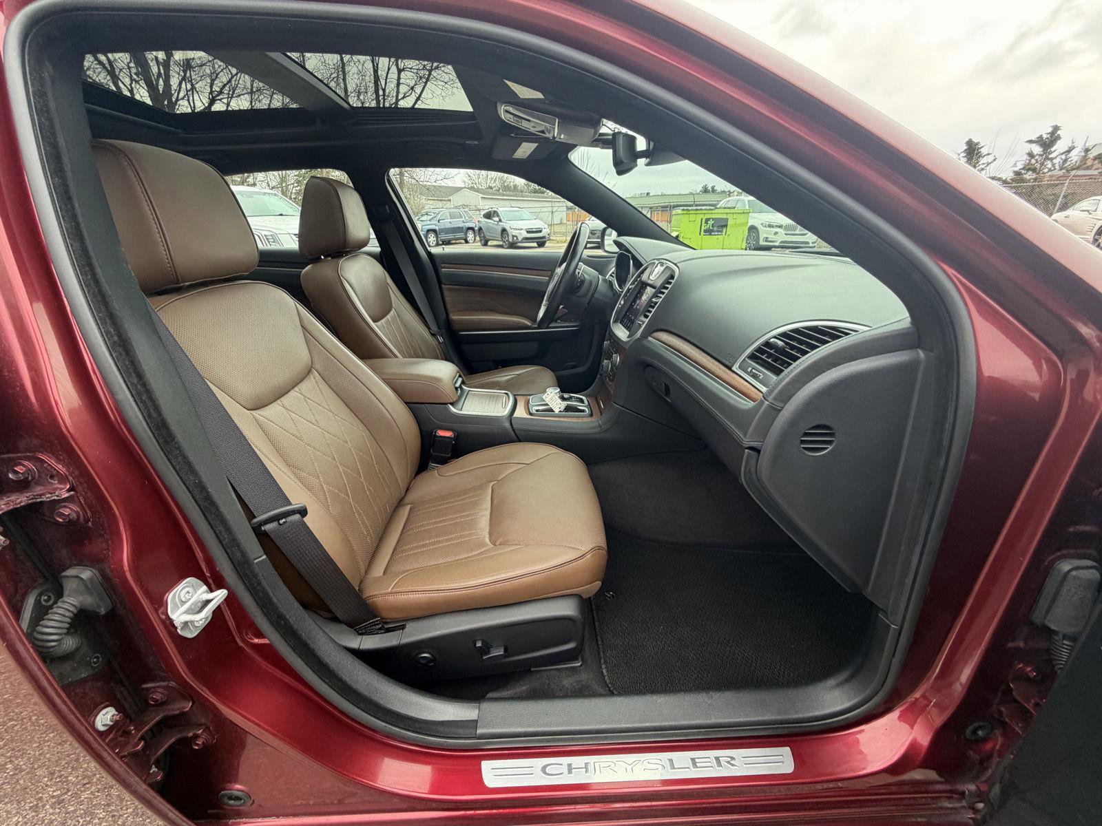Used 2018 Chrysler 300 C w/ Sun, Sound & Nav Package image 33