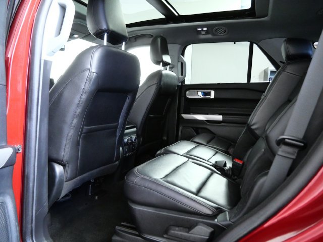 Certified 2021 Ford Explorer Limited AWD/4WD image 12