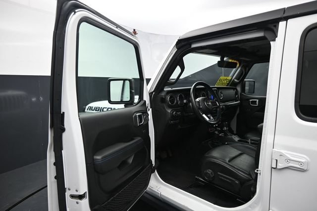 Used 2022 Jeep Wrangler Unlimited Rubicon 4xe w/ Cold Weather Group AWD/4WD image 11