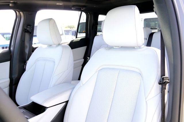 New 2026 Jeep Cherokee Overland AWD/4WD image 10