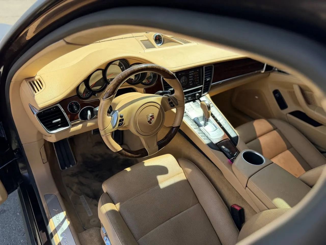 Used 2014 Porsche Panamera image 23