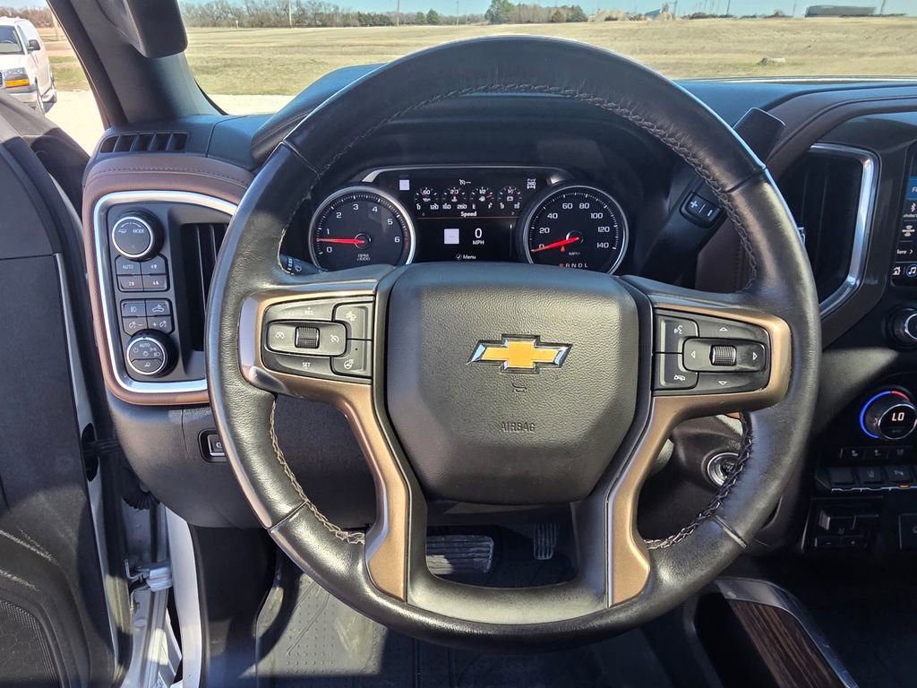 Used 2022 Chevrolet Silverado 2500 High Country AWD/4WD image 19