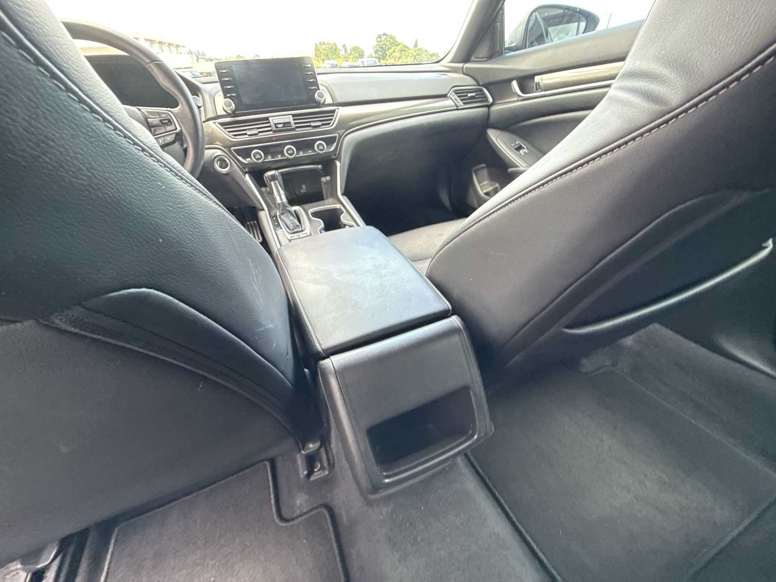 Used 2018 Honda Accord Sport image 22