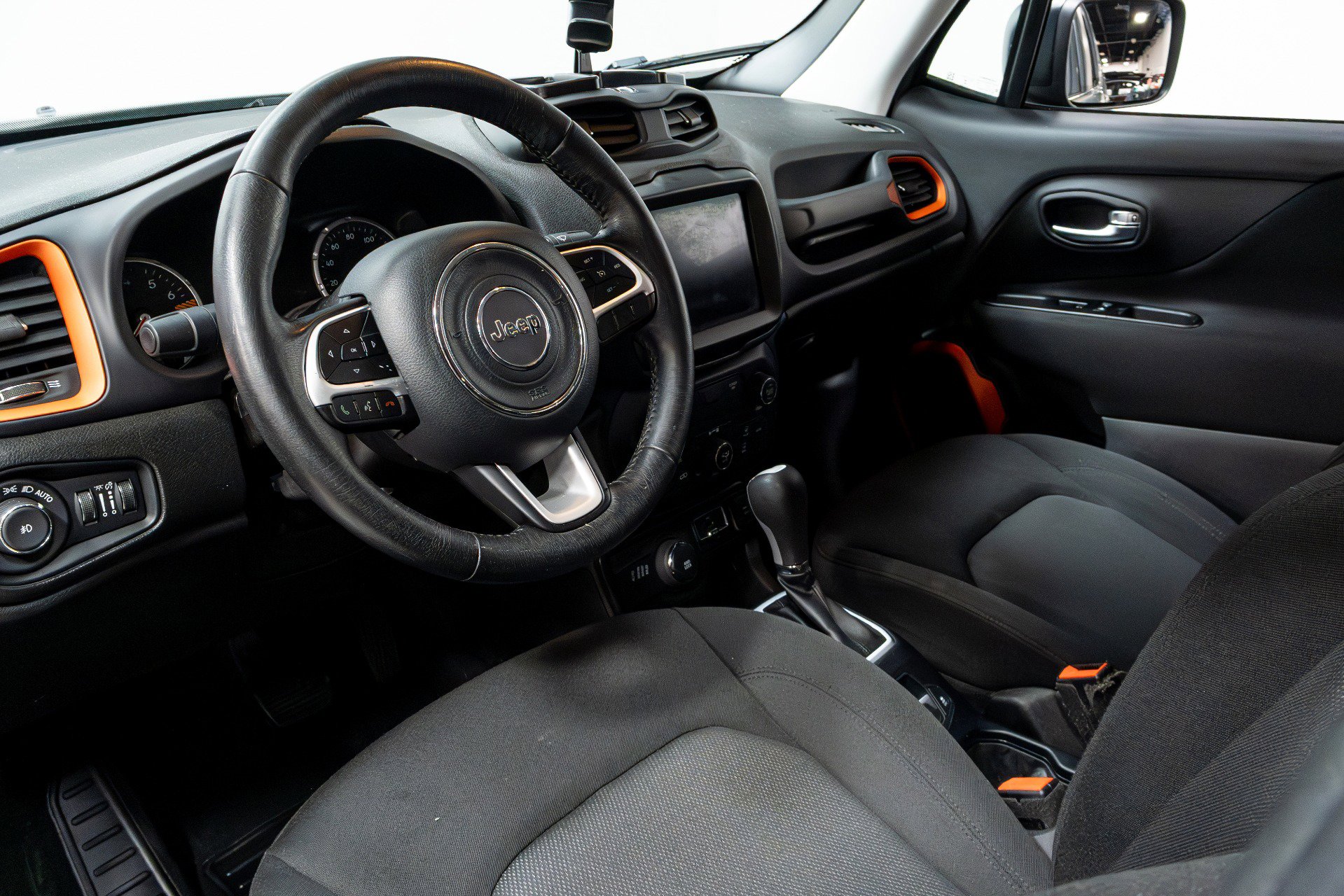 Used 2020 Jeep Renegade Sport image 8