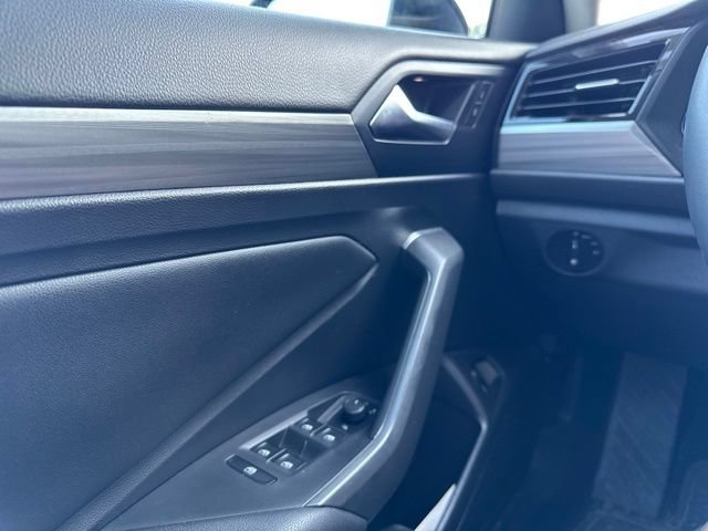 Certified 2020 Volkswagen Jetta SEL FWD image 20