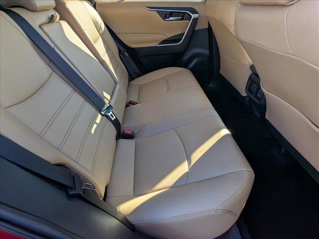 Used 2023 Toyota RAV4 XLE Premium image 18