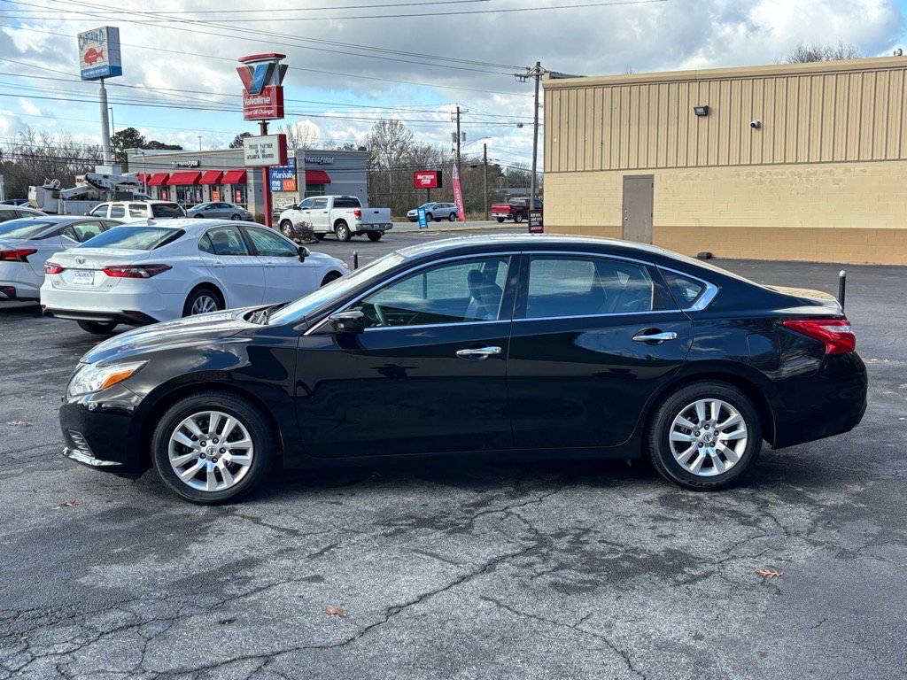 Used 2017 Nissan Altima 2.5 S w/ Power Driver Seat Package image 3