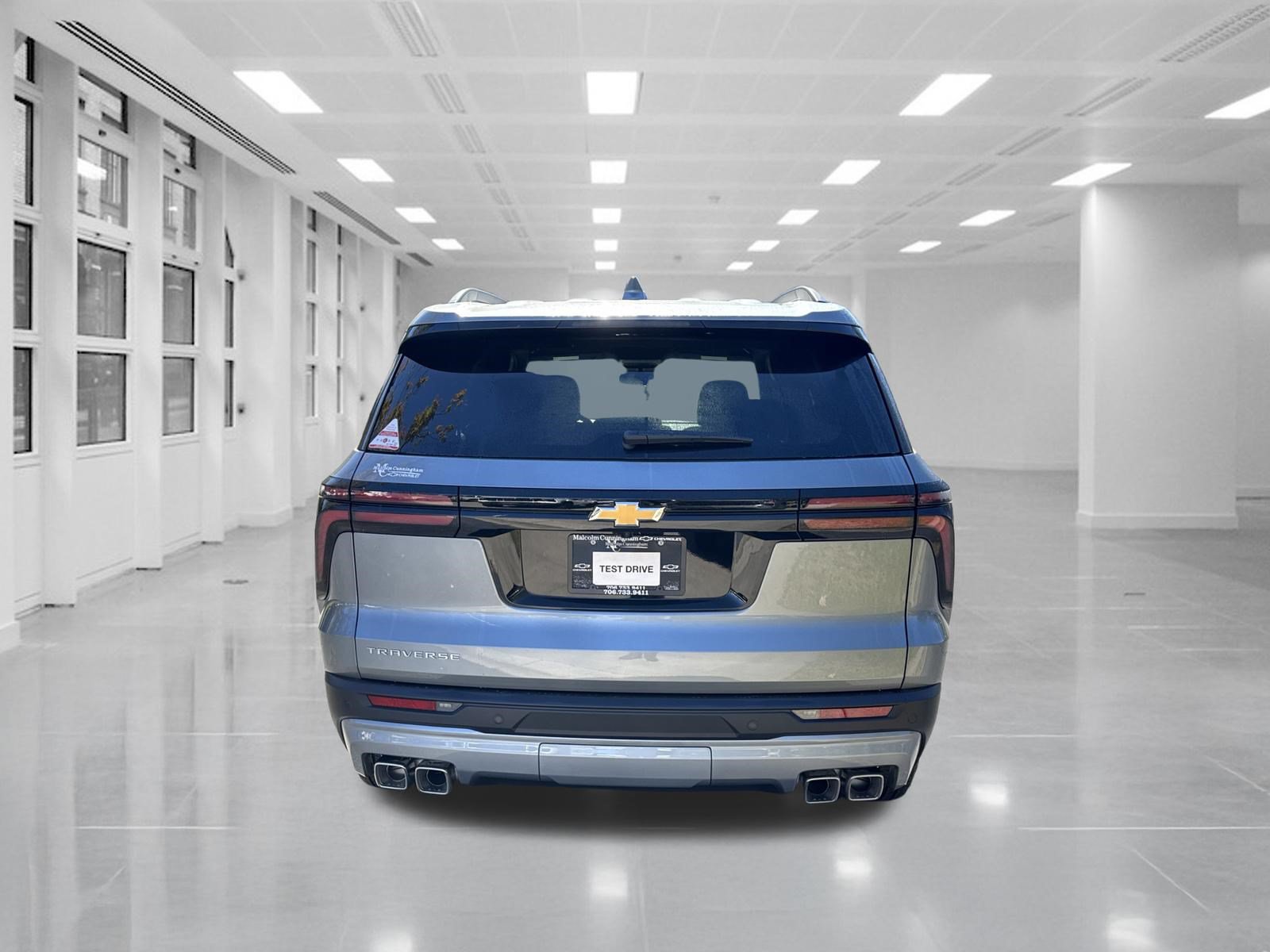 New 2027 Chevrolet Traverse LT w/ LPO, Floor Liner Package FWD image 6