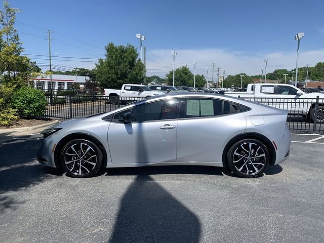 Used 2024 Toyota Prius Prime FWD image 5