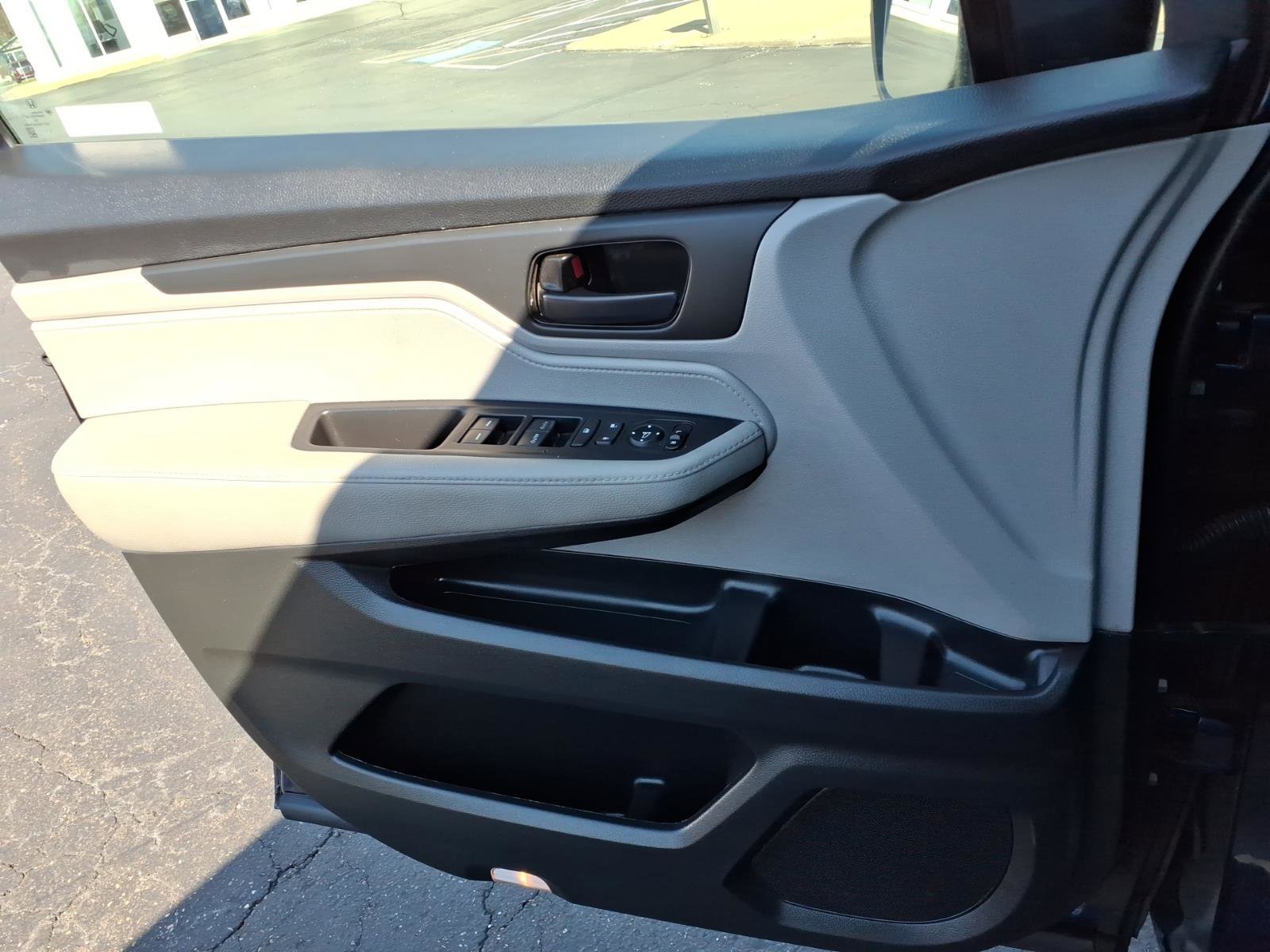 Certified 2019 Honda Odyssey LX image 10