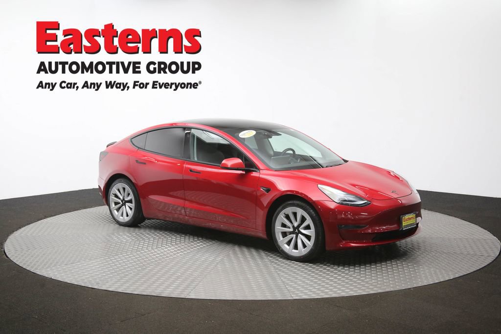 Used 2021 Tesla Model 3 Standard Range Plus image 45