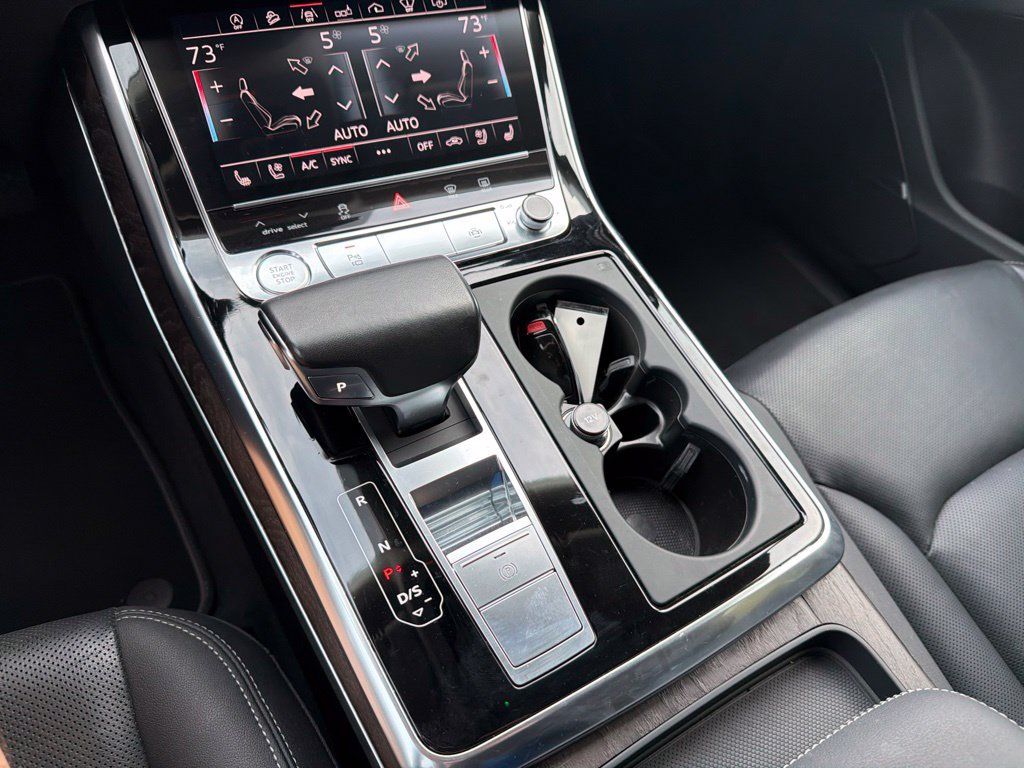 Used 2019 Audi Q8 Prestige AWD/4WD image 22