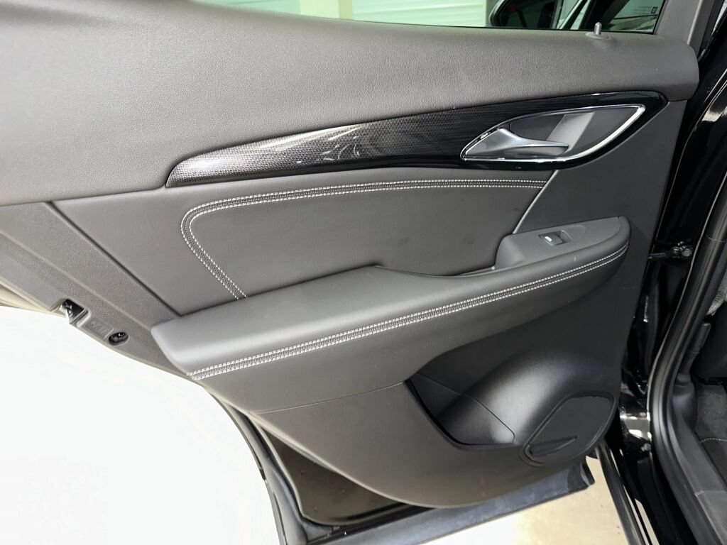 Used 2021 Buick Envision Preferred FWD image 17