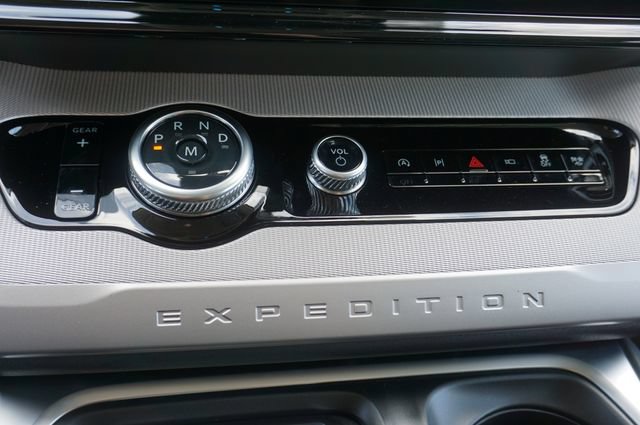 New 2027 Ford Expedition Active RWD image 36