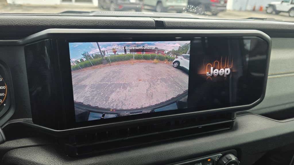 Used 2024 Jeep Wrangler Unlimited Sport AWD/4WD image 20
