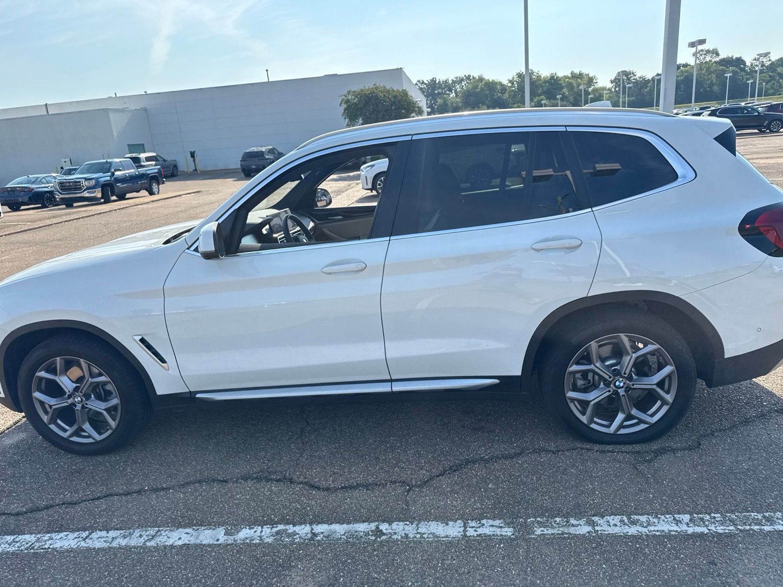 Certified 2023 BMW X3 xDrive30i w/ Premium Package w/ZPA AWD/4WD image 8