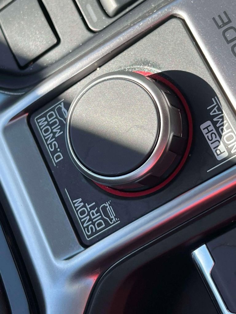 Used 2023 Subaru Forester Limited image 23