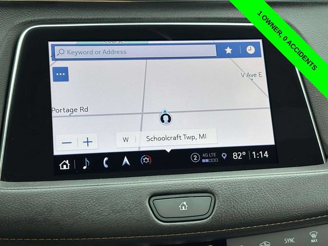 Used 2023 Cadillac XT4 Sport w/ Cold Weather Package AWD/4WD image 18