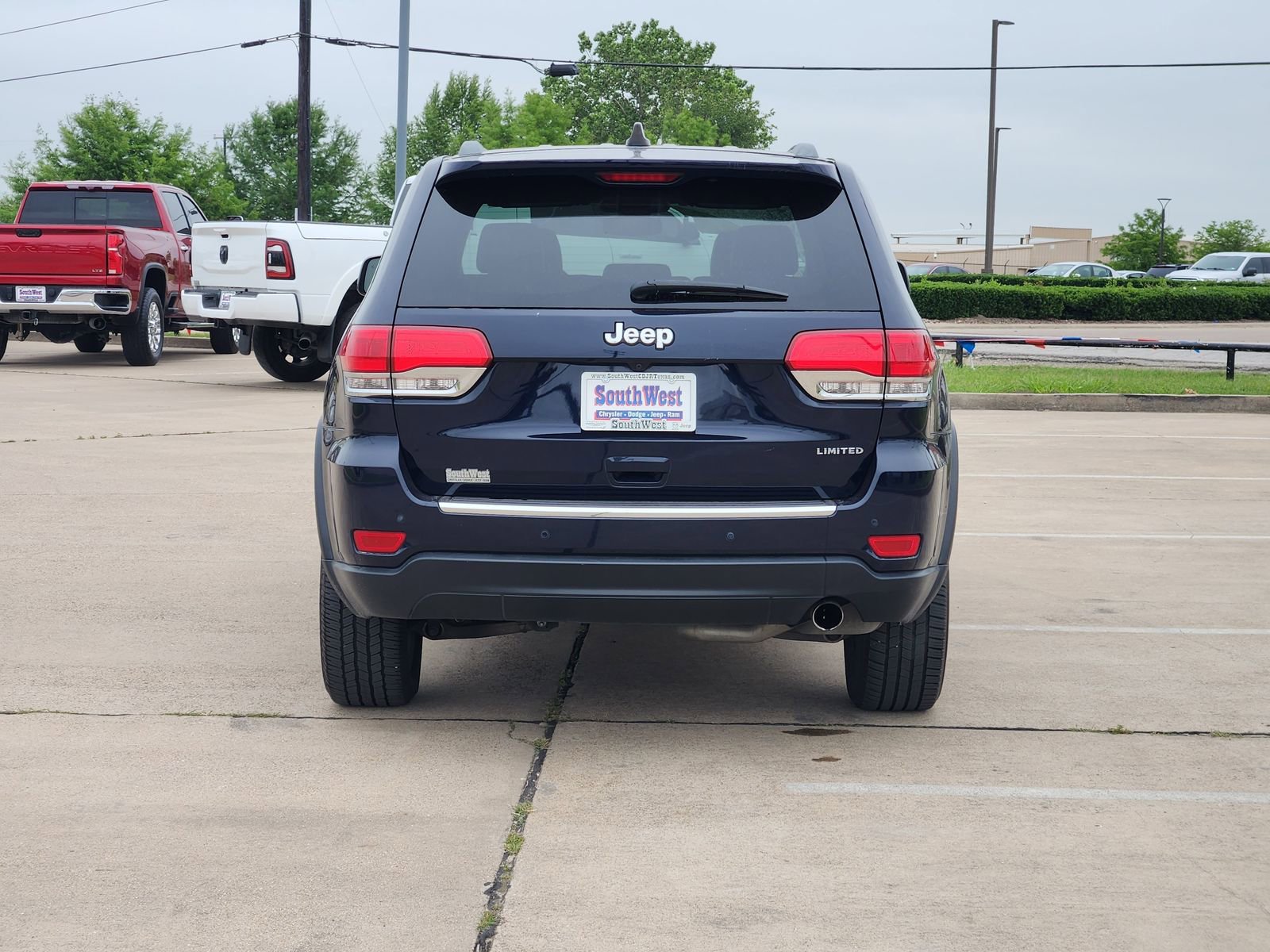 Used 2018 Jeep Grand Cherokee Limited w/ Luxury Group II RWD image 8
