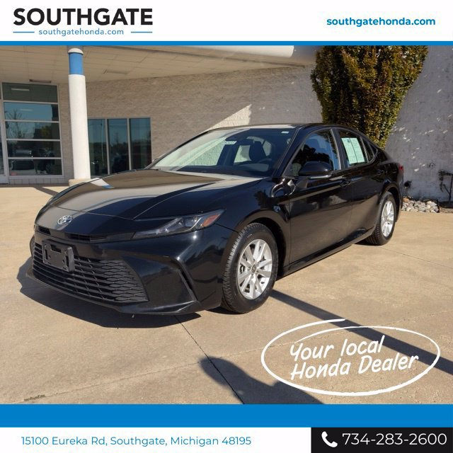 Used 2025 Toyota Camry LE