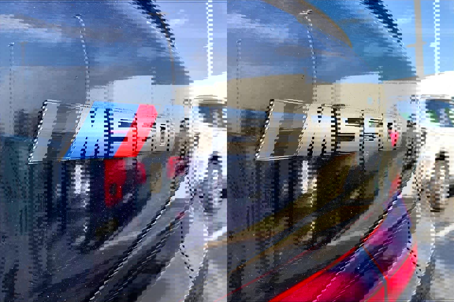 Used 2023 BMW M550i xDrive M550i xDrive w/ Executive Package image 11