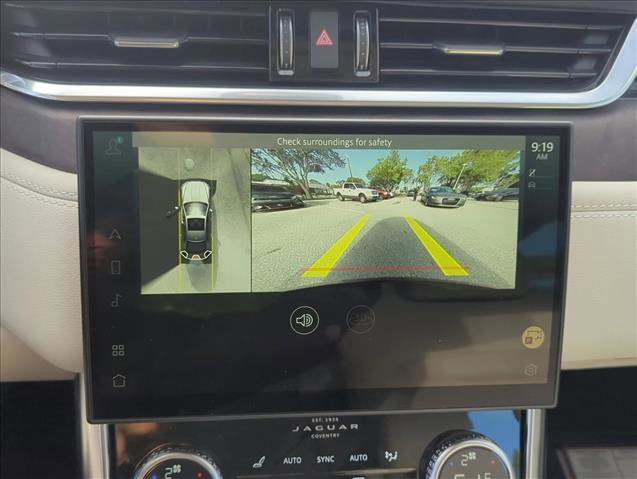 Used 2021 Jaguar XF R-Dynamic SE image 20